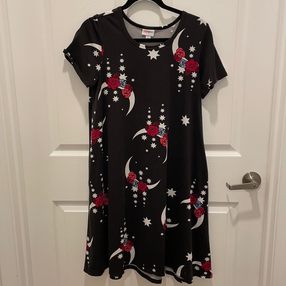 SOLD LuLaRoe Jessie dress